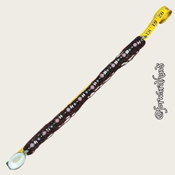 Vintage Choker Length Seed Bead Necklace with Mother Of Pearl Pendant - Picture 9 of 11